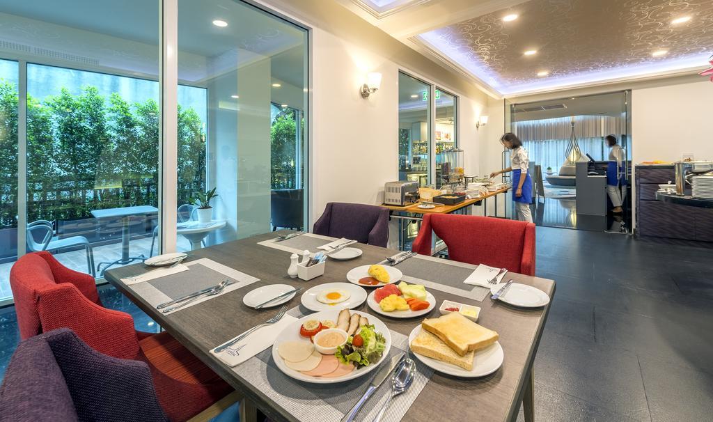 Anajak Hotel 4*
