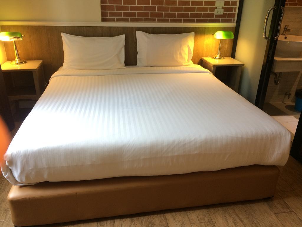 Bourbon St. Boutique Hotel 4*