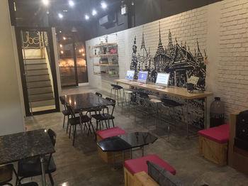 Albergue The Cube Silom *