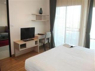 Apartamento Park Village Services *