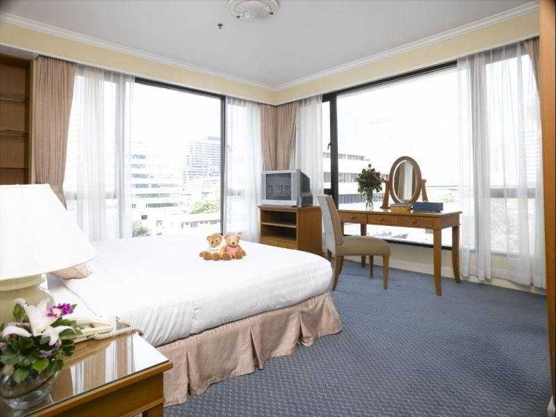 Cape House Langsuan Hotel 5*