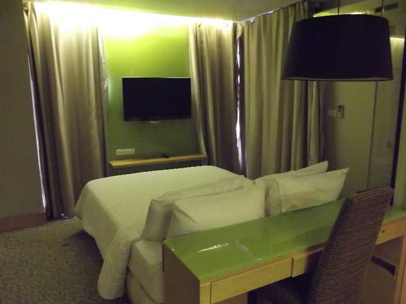 Tango Vibrant Living - Sha Extra 4*