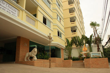The Chateau Luxury Serviced Hotel 3*