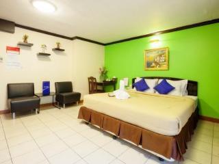 Grand Mandarin Latphrao 130 Hotel 2*