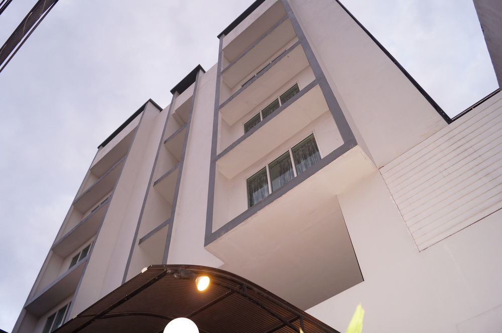 Buddy Place Hotel 2*