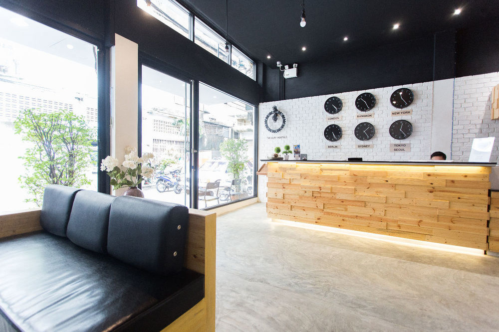 The Cube Silom Albergue *