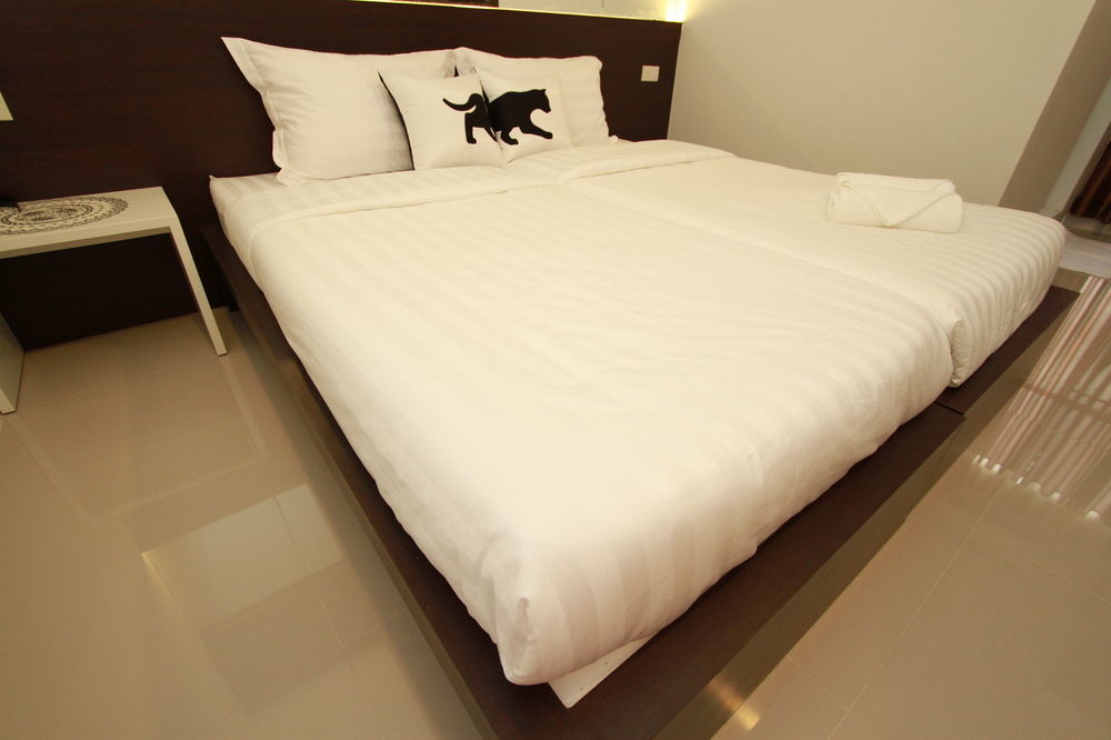 Bed By Hotell Bangkok