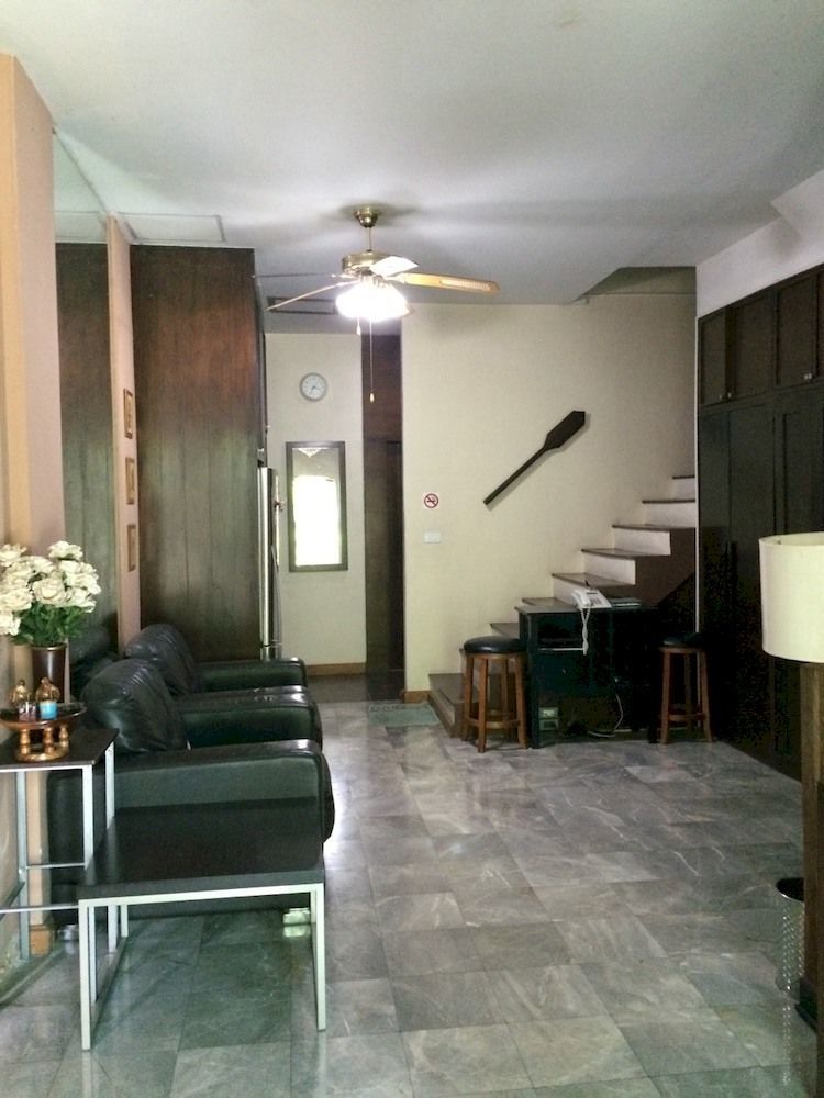 Guest house Coral Grand Place 3*