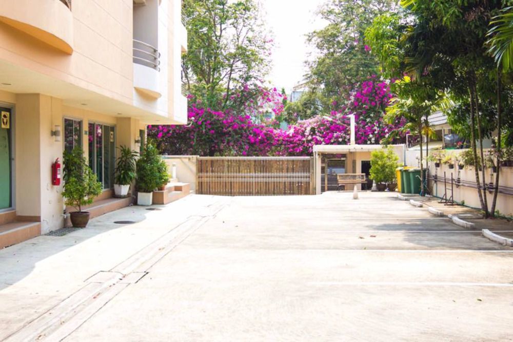 Jitthamas Motel