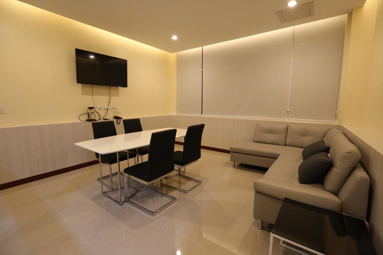 Roomquest Suvarnabhumi Airport Romklao Soi 6 Hotell 3*