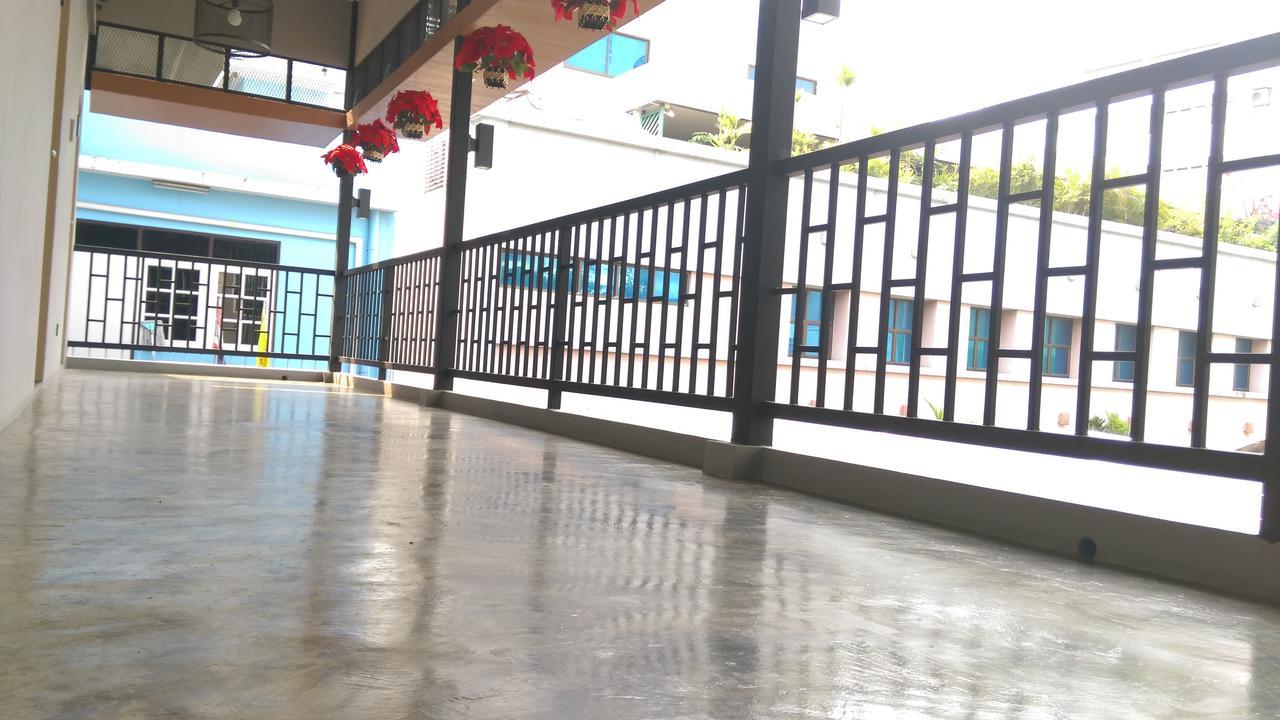 Stations Albergue Banguecoque