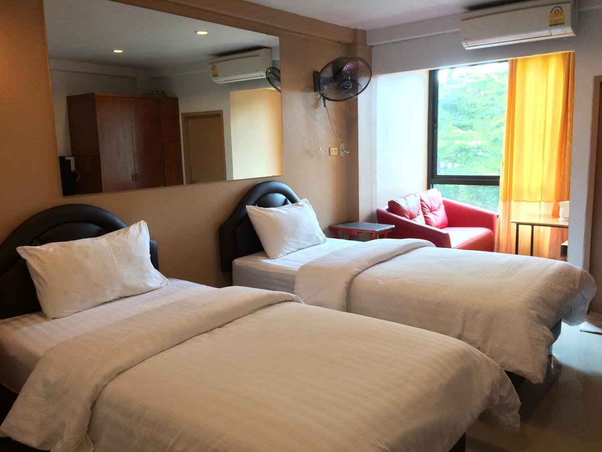 Hotel Chanmuan Resident