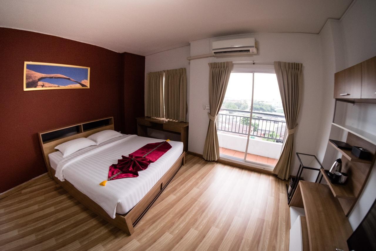 Hotel Apple 4*