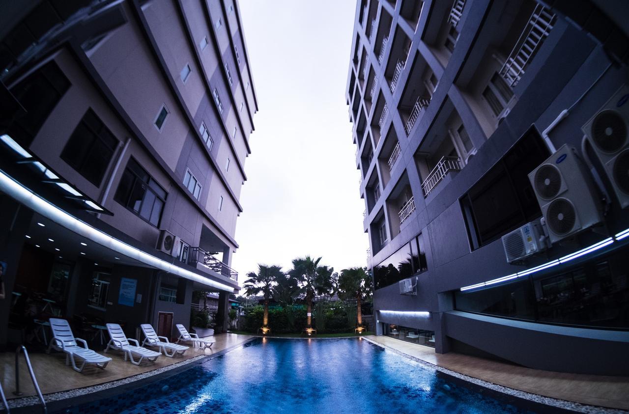 Apple Hotel 4*