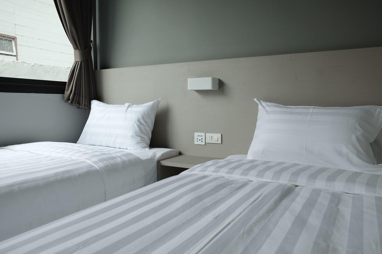 V Varee Hotell 3*
