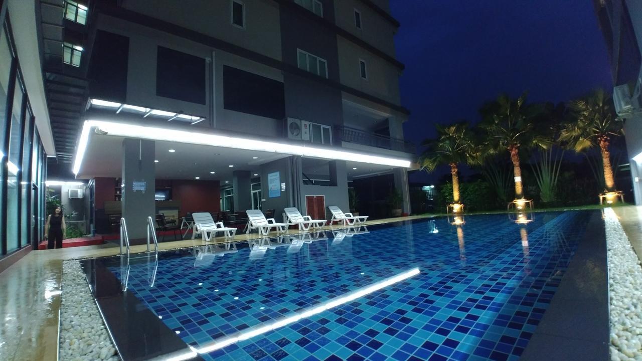 Apple Hotel 4*