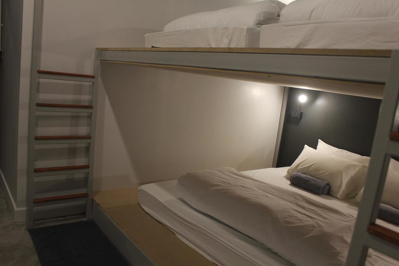 Ekanek (adults Only) Ostello Bangkok