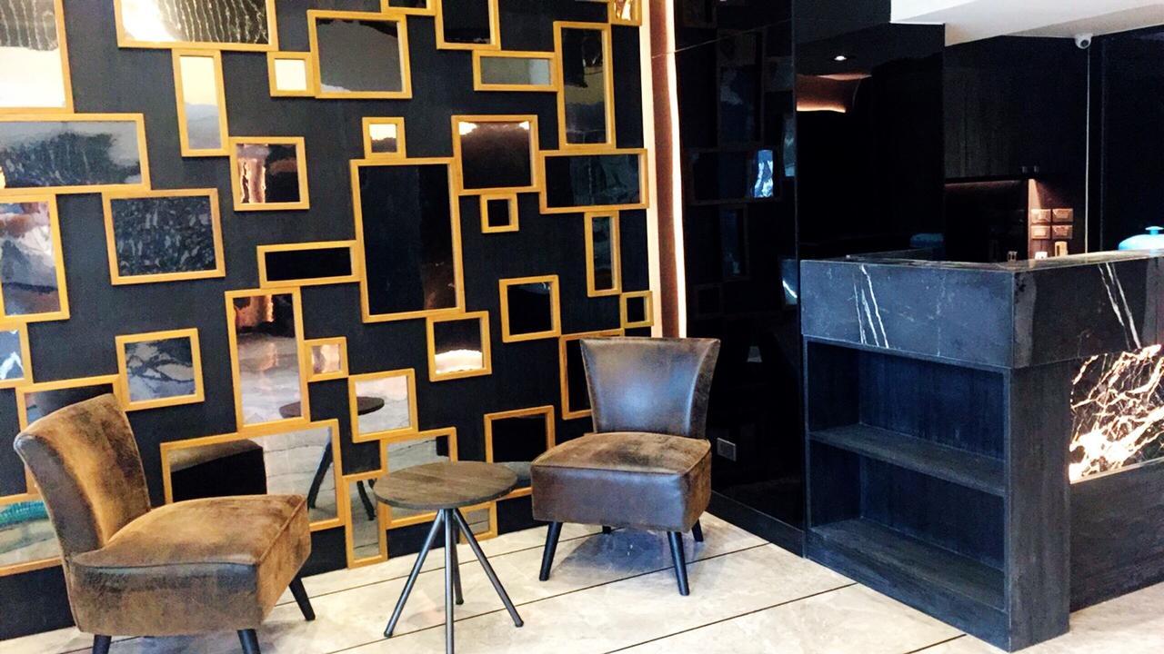 Ekamai Hotel 3*