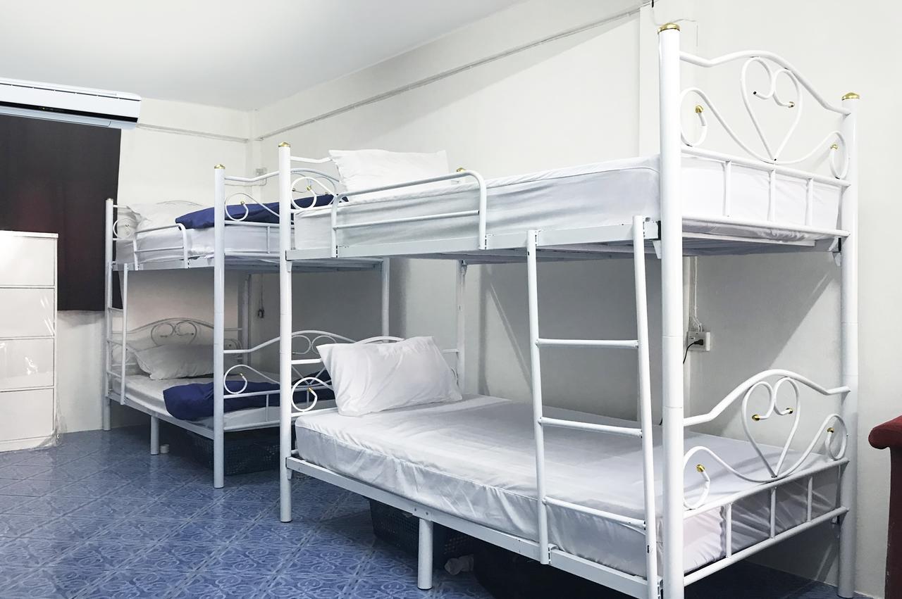 Omar Thai Hostel