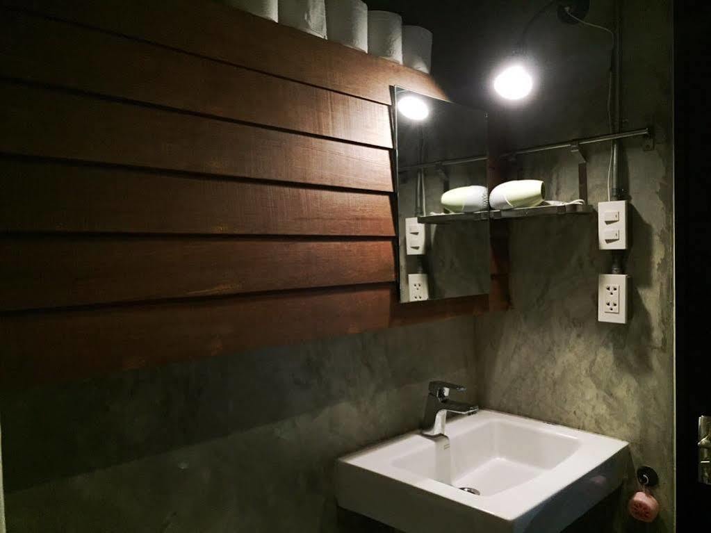 Cloudy Hostel Bangkok