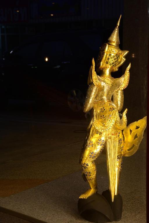 Khách sạn Pohseen Grand Palace Bangkok