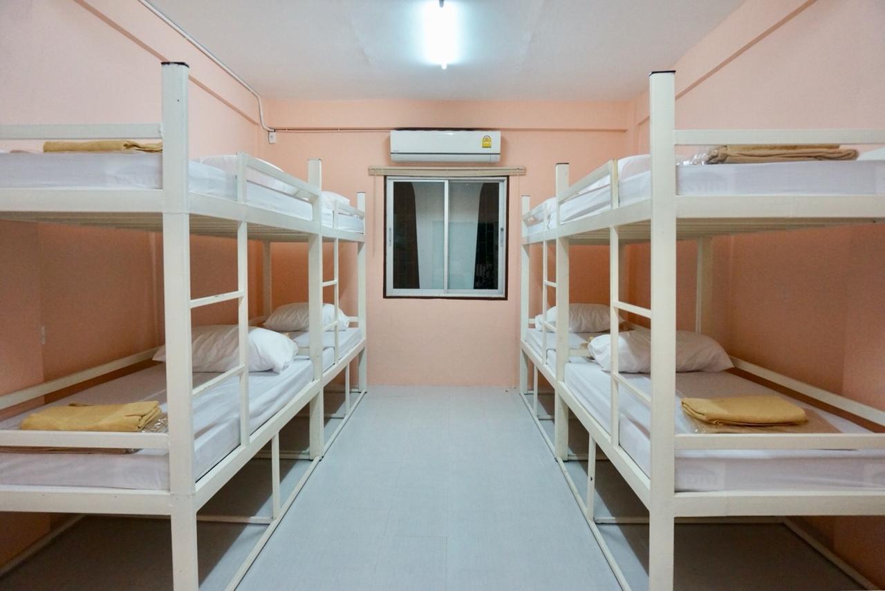 218 - Dorm For Rent (adults Only) Hostel *