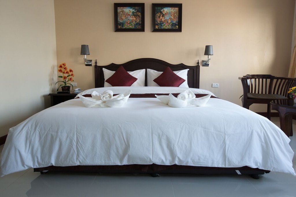 Hotel True Siam Rangnam - Sha Extra Certified 4*