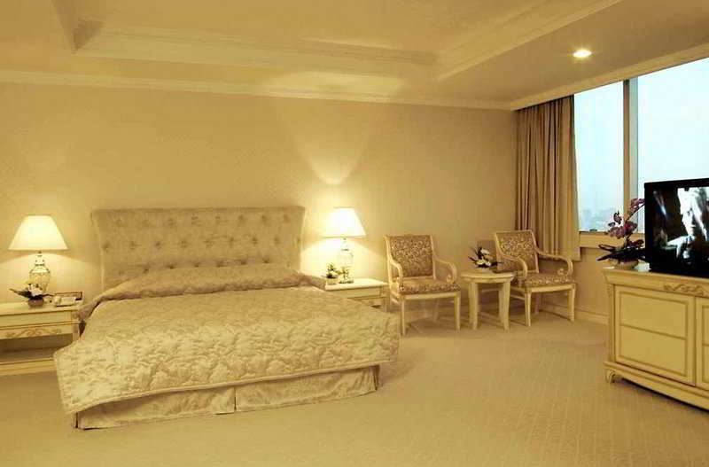 Adriatic Palace Hotel 4*