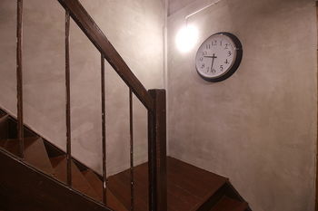 168