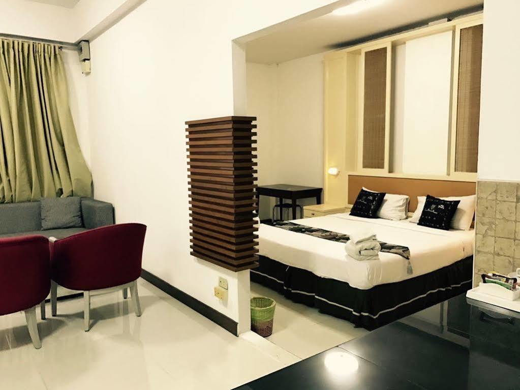 Hotel Babylon Palace