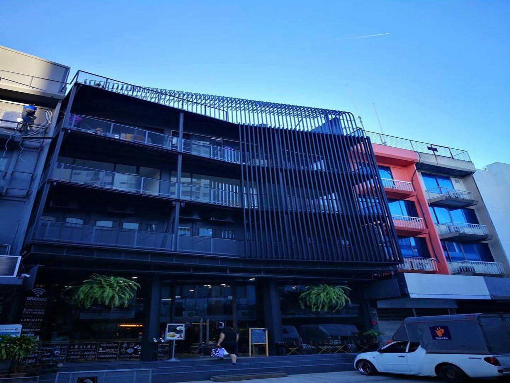 Sook Station Asrama *