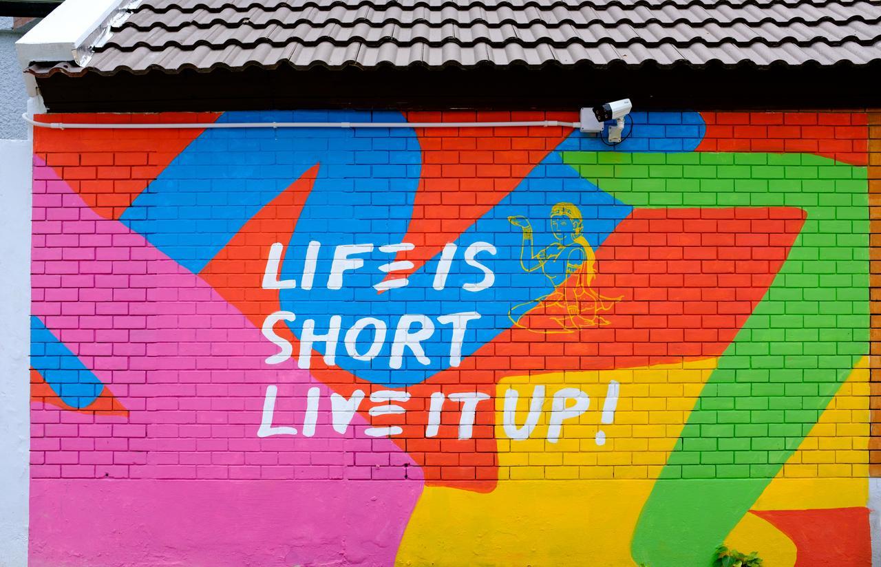 Liveitup By D Varee Albergue