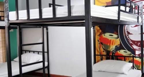 Hotel Base 2*