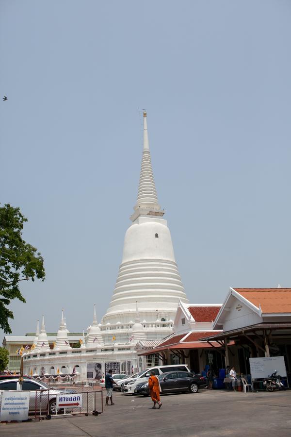 Dilokchan Female Only * Bangkok