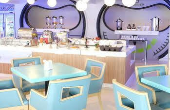 Hotell Sunny 3*