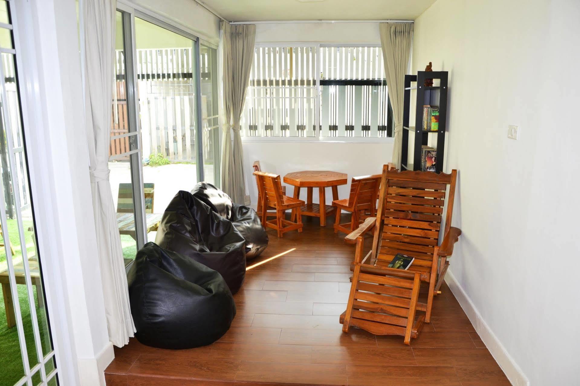 Baan Paan Sook Unitato * Bangkok