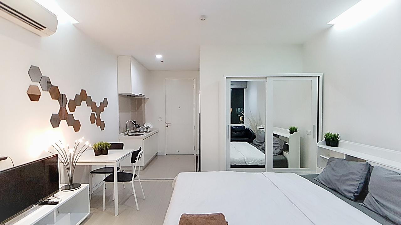 Apartment The Mirror Shine Studio