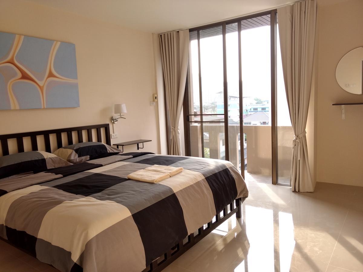 Hostel Rama9 Kamin Bird