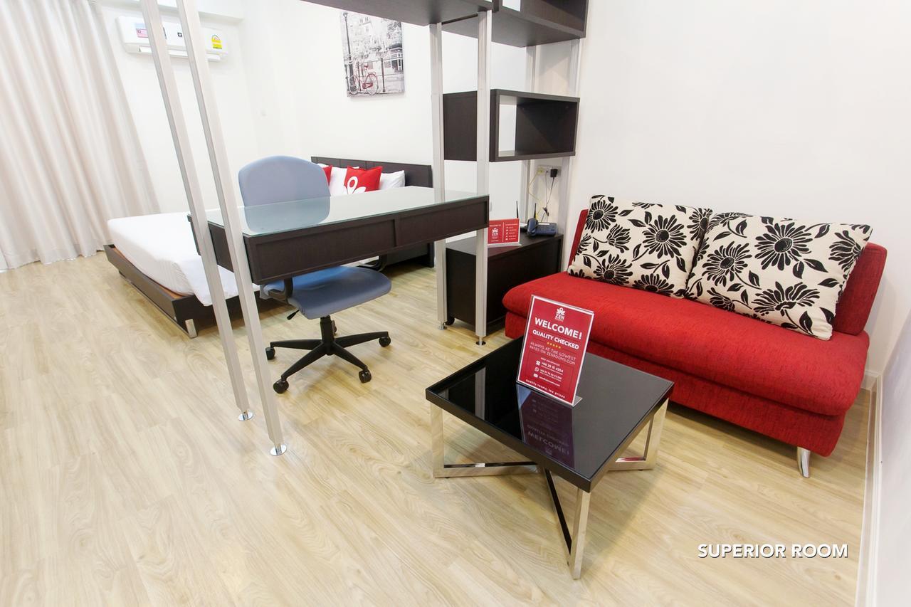 Zen Premium Klongtoey Hotel