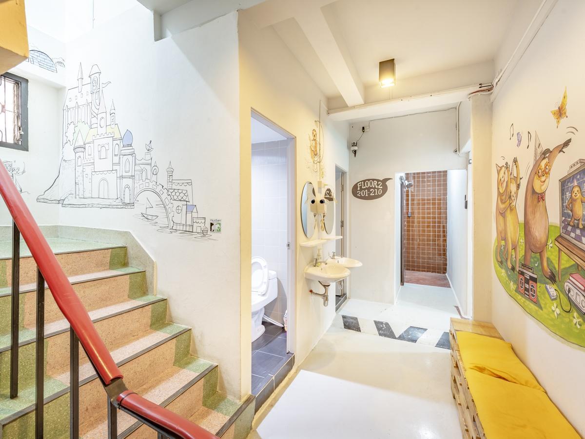 Albergue Sloth Khaosan