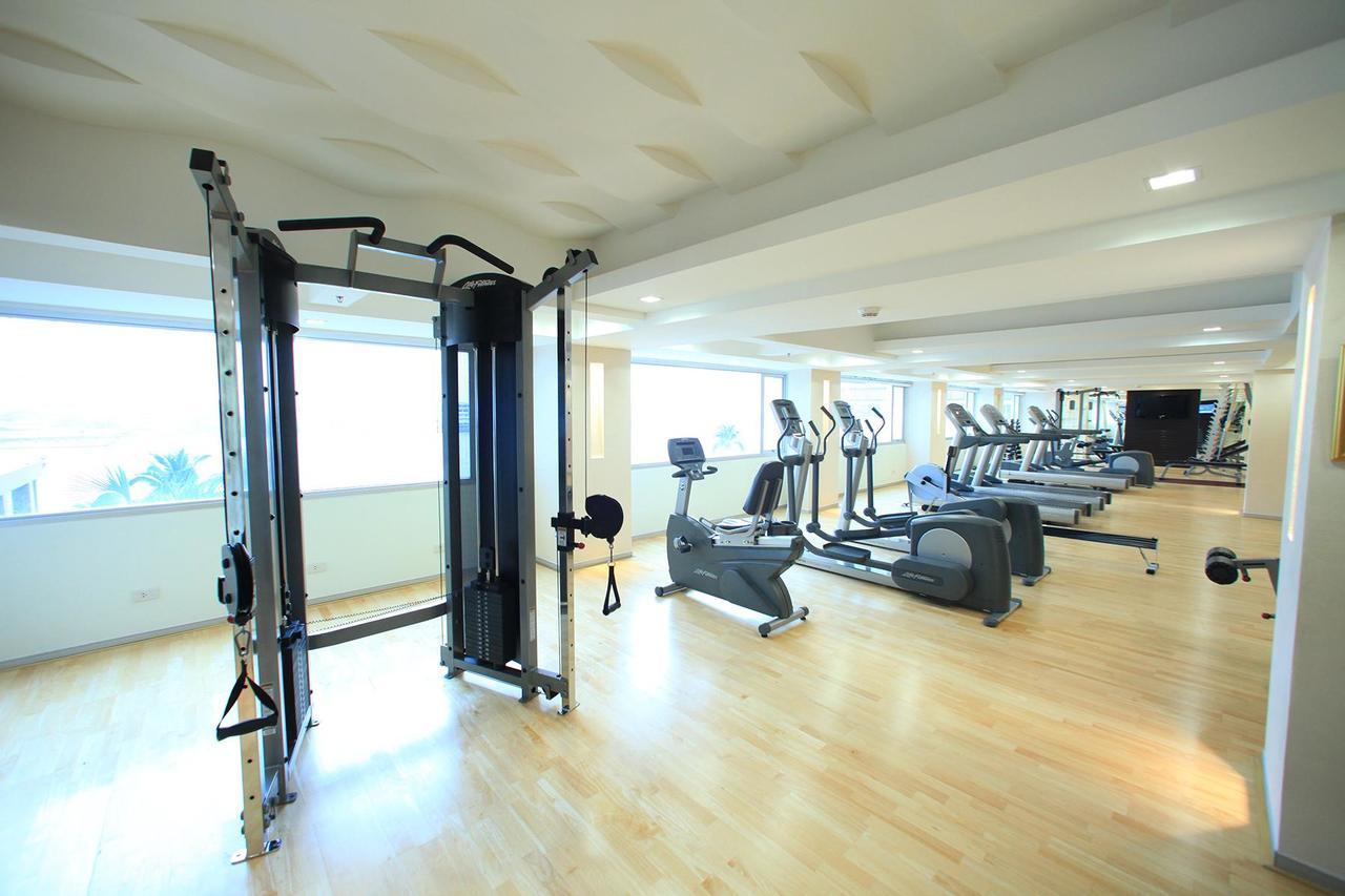 Hotell Ramada Plaza By Wyndham Menam Riverside Bangkok