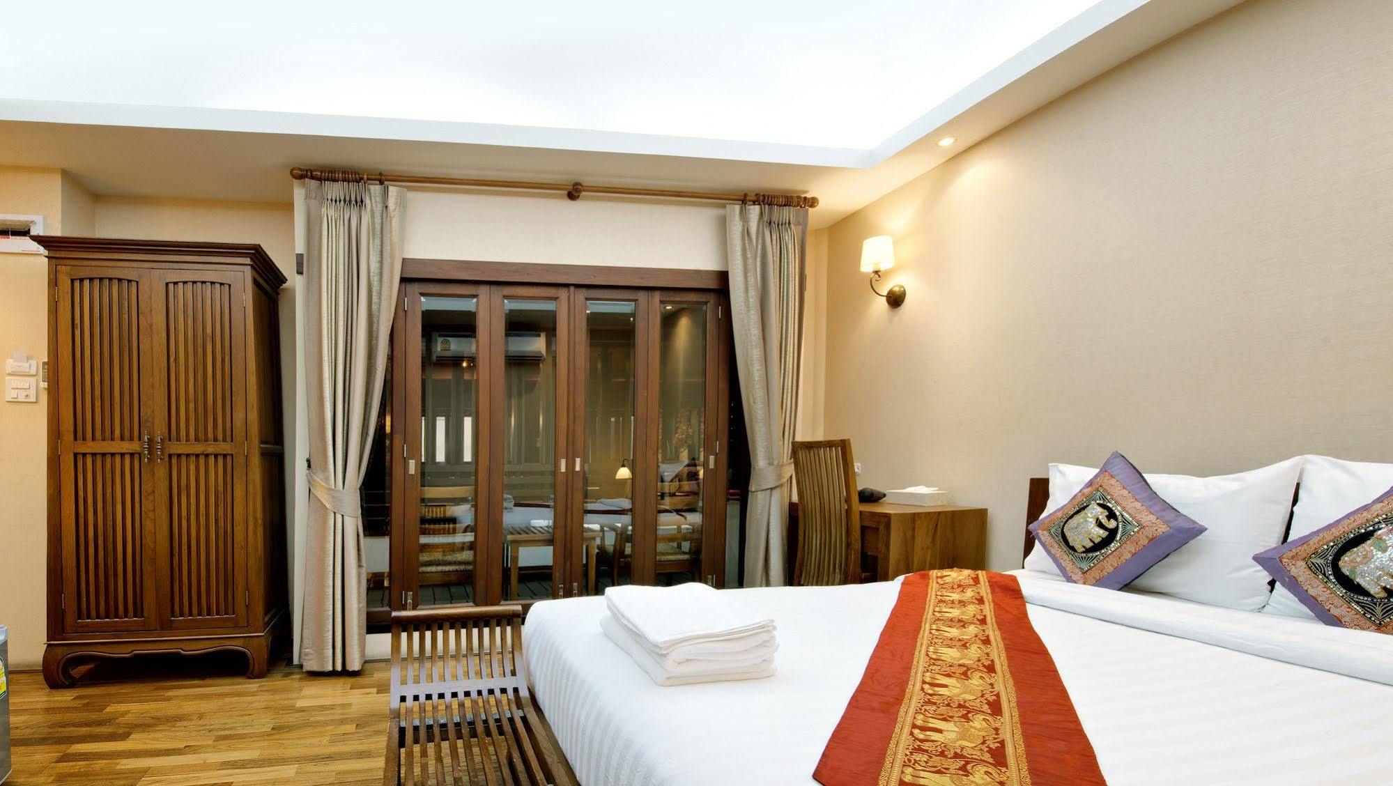 Yotaka Boutique Hotell 3*