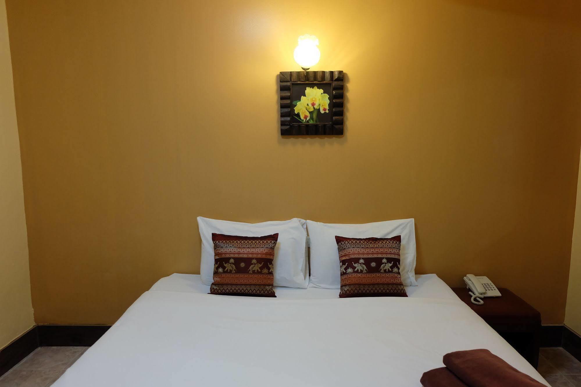 Hostal Thai Cozy House - Sha Certified