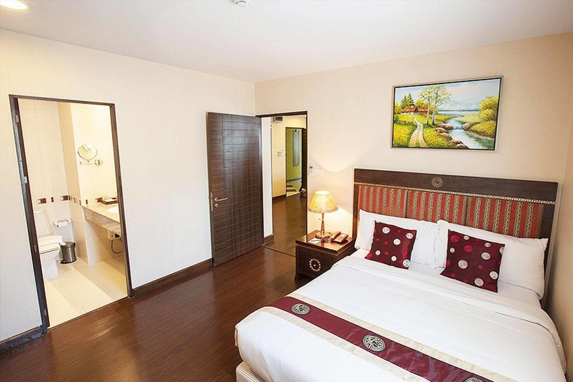 Hotel Club Mahindra Mac Boutique