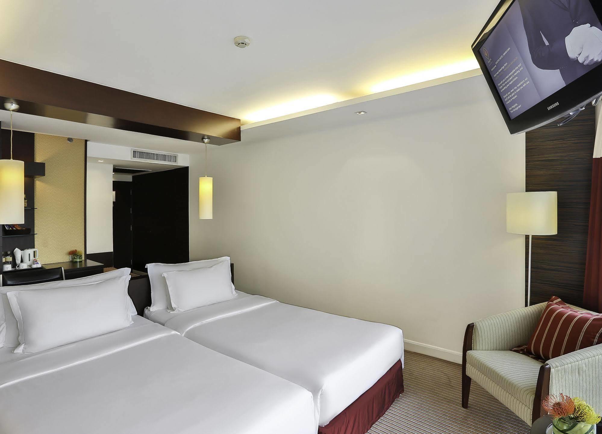 Eastin Makkasan, - Sha Extra