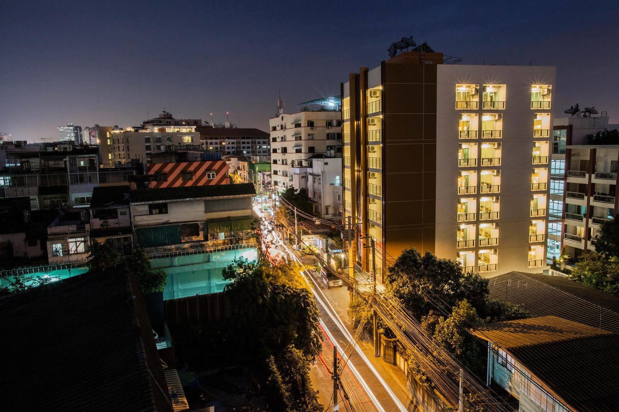 Hotell The Aim Sathorn Bangkok