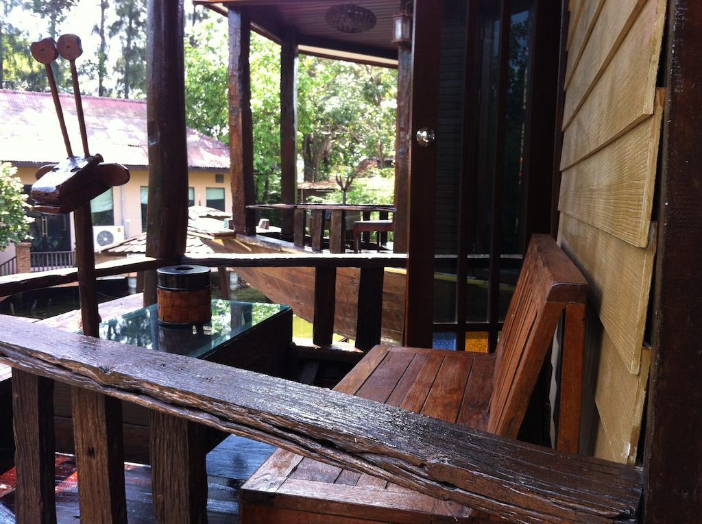Nontnatee And Restaurant *