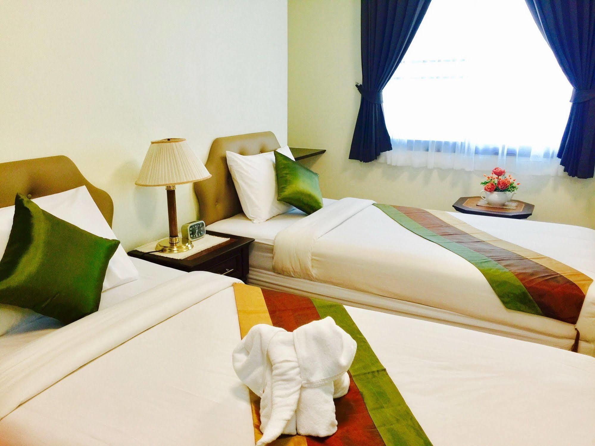 Yellow Ribbon Hills, Boutique Hotel Bangkok