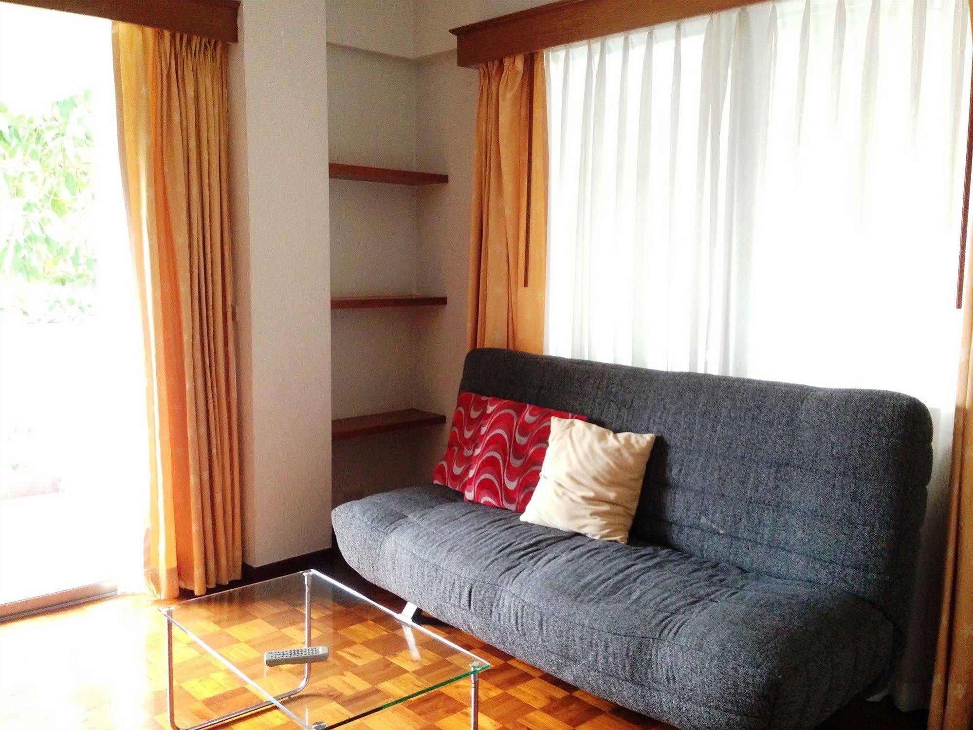 P.t. Court Hotell