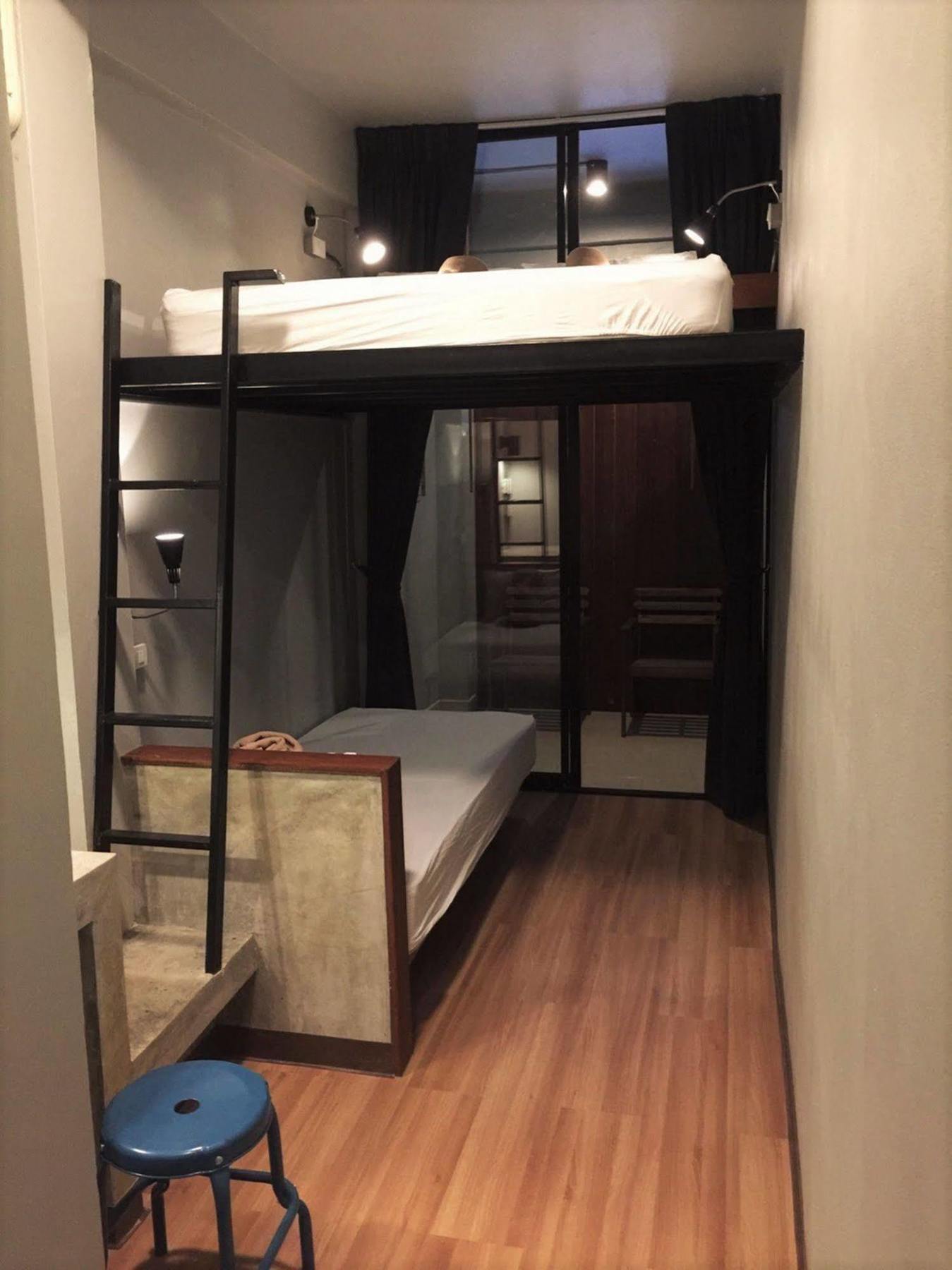Cloudy Hostel Bangkok